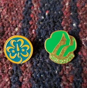 Vintage 1980 Girl Scout pins set